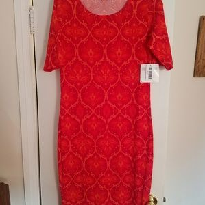 Lularoe medium Julia. NWT